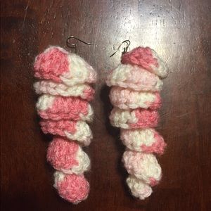 NWOT Handmade Pink & White Crochet Swirl Earrings